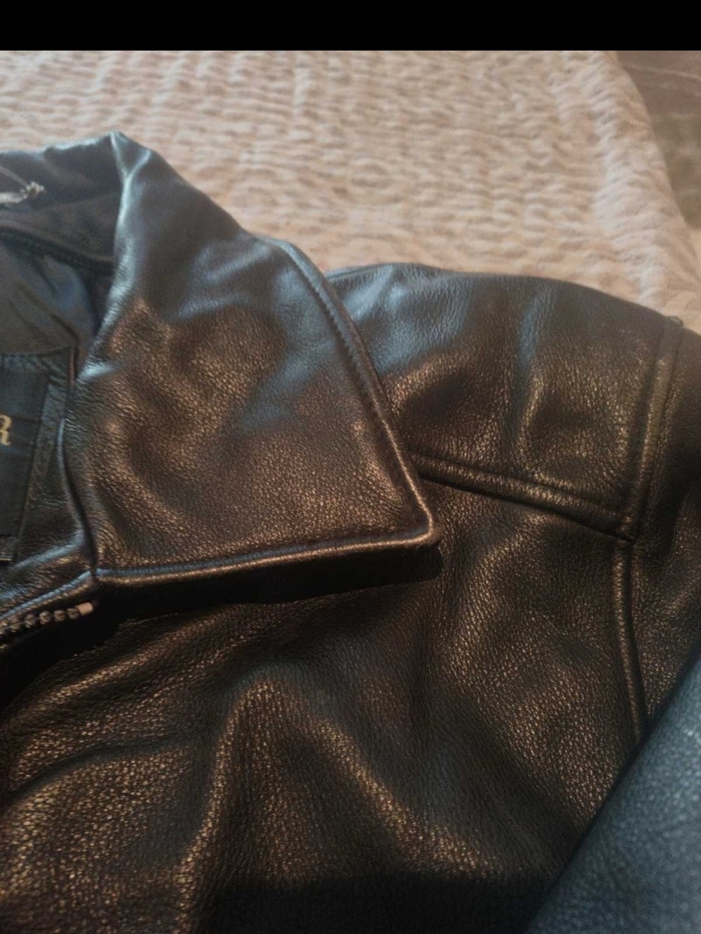 Vintage Danier Black Leather Men's Zip Jacket - Picture 4 of 9
